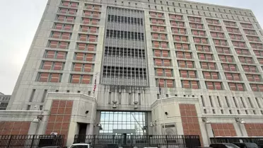 Maduro ve Eşi ABD'de Tutuklandı: Metropolitan Tutukevi'ne Transfer Bekleniyor