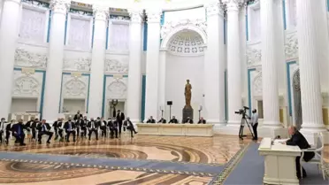 Putin’in Gölgelerinde: Rus Oligarkların Güç Kaybı ve Yeni Milyonerlerin Yükselişi