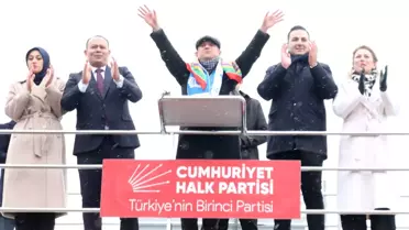 2026'da Siyaset ve Stil: Özel'in Yeni Dönemi