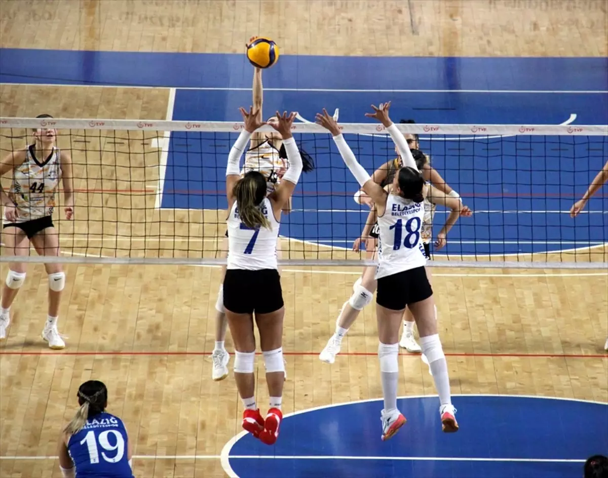 Malatya Nicer Hotel Kadınlar 2. Lig’de Elazığ Belediyespor’a 3-1 Yenildi