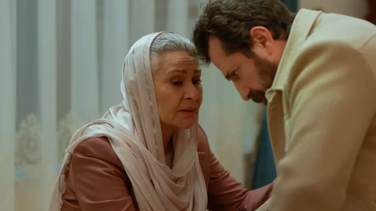 Uzak Şehir'in Yeni Bölümü, Duygu Dolu Bir Başlangıçla İzleyiciyi Büyülüyor