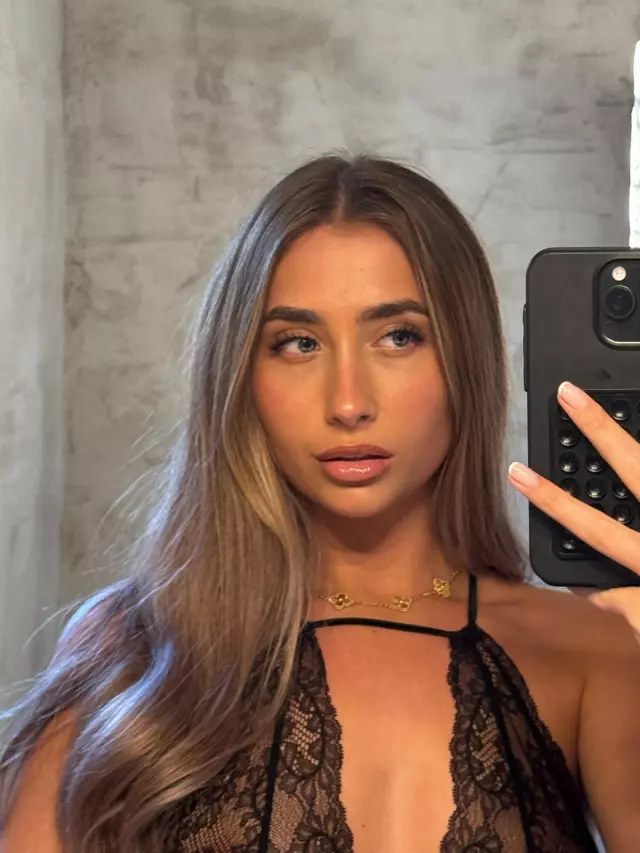 Lily Phillips'in vaftiz süreci