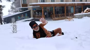 Fedon, Sarıkamış’ın Bembeyaz Kayak Pistlerinde Kış Keyfi Yaşıyor