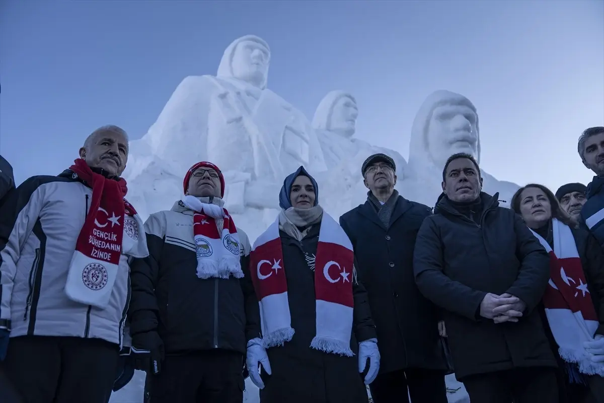 Sarıkamış'ta Kardan Heykellerle Şehitlere Anlamlı Bir Saygı Duruşu