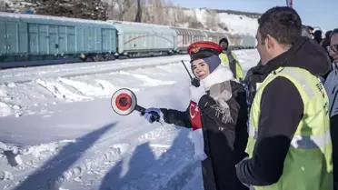 Göktaş’tan Sarıkamış Gençlerine Sıcak Karşılama: Moda ve Duygular Buluştu