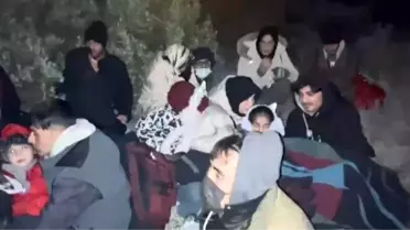 Çeşme Sahilinde 25 Düzensiz Göçmen ve 7 Çocuk Gözaltına Alındı