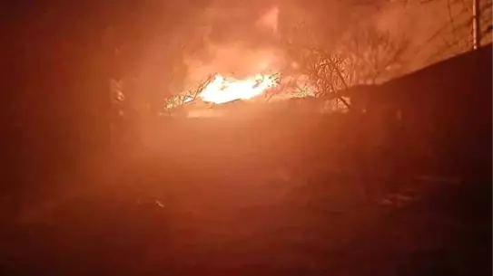 Edirne Havsa'da Ev Yangını: Bir Kişi Dumanla Yaralandı