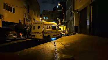 Kağıthane'de Araç İçine Giren Evsiz, Yangın Sonrası Hayatını Kaybetti