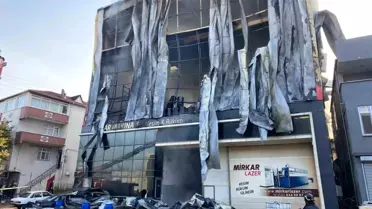 Dilovası'nda Kozmetik Fabrikası Yangını: İddianame Delil Yetersizliğinden İade Edildi