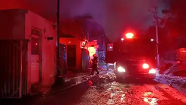 Şanlıurfa'da Oduncular Pazarındaki Yangın Kontrol Altına Alındı