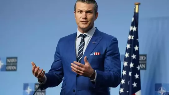 ABD Savunma Bakanı Hegseth, Venezuela’da Yeni Politika Çerçevesi Belirleyecek