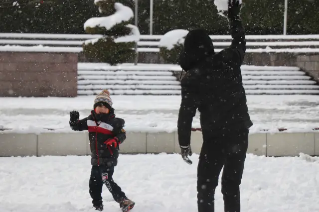 Kar yağışı nedeniyle okul tatili