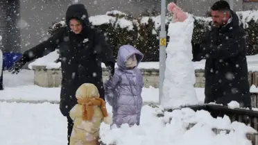 Kar Şiddetini Artırdı: Yıl Sonunda Birçok İl’de Okullar Tatil Edildi