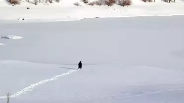 Sivas’ta Yıldız Göleti Donmuş Görünüm Aldı