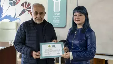 TDED Yazarlık Mektebi Mezuniyet Töreniyle Kapılarını Kapatıyor
