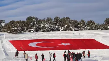 Sarıkamış'ta Şehitler Anısına Allahuekber Dağları’nda Yürüyüş Düzenlendi