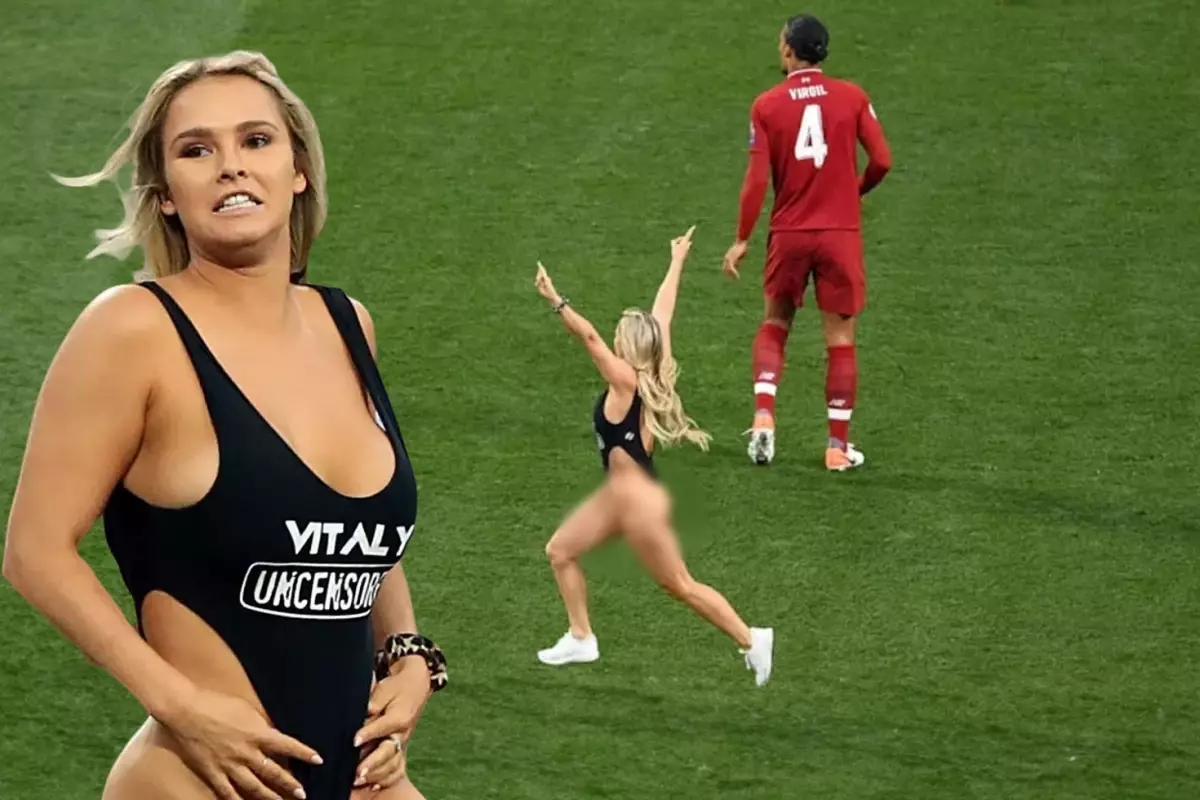 Kinsey Wolanski pilotluk sertifikasını alırken