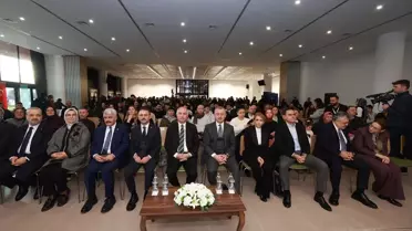 İzmit’te Alev Alatlı’nın Adını Taşıyan Modern Kütüphane ve Sanat Galerisi Açıldı