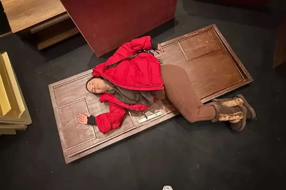 Aslı Bekiroğlu sahnede