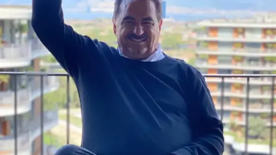 İbrahim Tatlıses, 73 Yaşında İzmir'de Yeni Bir Aşkı Duyurdu