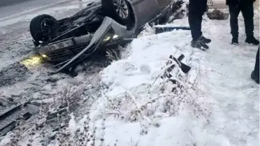Nevşehir’de Buzlu Yol Koşullarında Takla Atan Araç Sürücüsü Hafif Yaralandı
