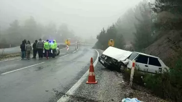 Muğla’da Otobüs ve Tofaş Çarpıştı: Yaralanma Yok, Trafik Geçici Durdu