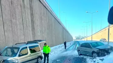 Diyarbakır Çınar’da Otomobil ve Hafif Ticari Araç Çarpıştı: 3 Yaralı