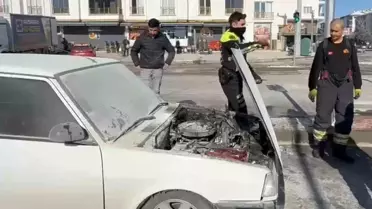 Aksaray’da Seyir Halindeki FIAT’ta Ani Yangın: İtfaiye Hızlı Müdahale Etti