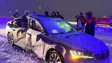 Siirt-Batman Yolunda Kar Küreme Aracıyla Çarpışan Otomobilde 1 Ölü, 4 Yaralı