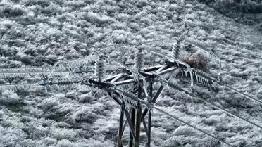 Toroslar EDAŞ, Kar Fırtınasında Kesintisiz Enerji Hizmeti Sunuyor