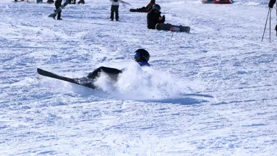 Erciyes Kayak Merkezi'nde Eğlenceli Düşüş Anları
