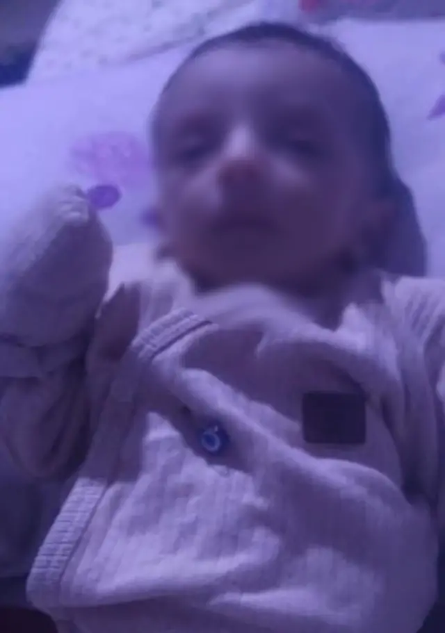 Olay yerinde polis memurları