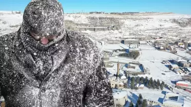 Kars’ta -28°C’ye Gerçekleşen Dondurucu Soğuk: Şehir Hayatı Neredeyse Durdu