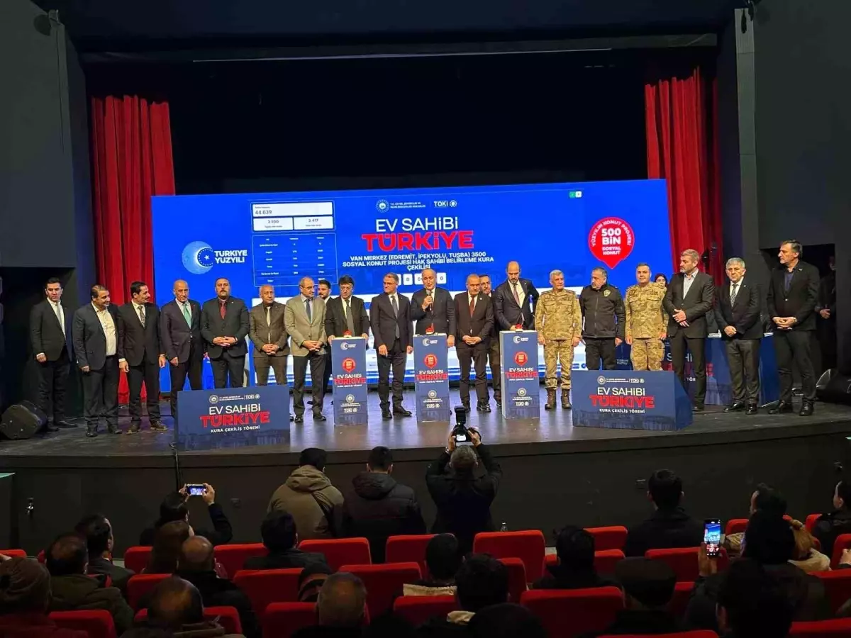 Van’da 6.800 Yeni Konut İçin Kura Çekimi Gerçekleşti