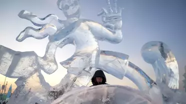 Harbin'de 37. Uluslararası Buz Heykel Yarışması Resmen Başladı