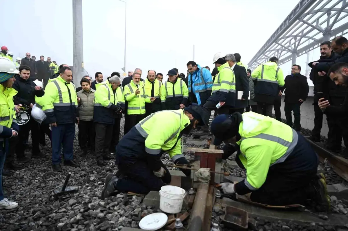 KONYARAY Banliyö Hattı’nda Ray Birleştirme Çalışması Başladı