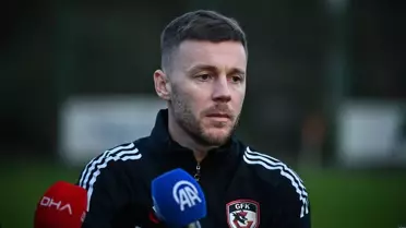 Gaziantep FK Teknik Direktörü Burak Yılmaz’dan İkinci Yarı Hazırlıklarına Dair Açıklamalar