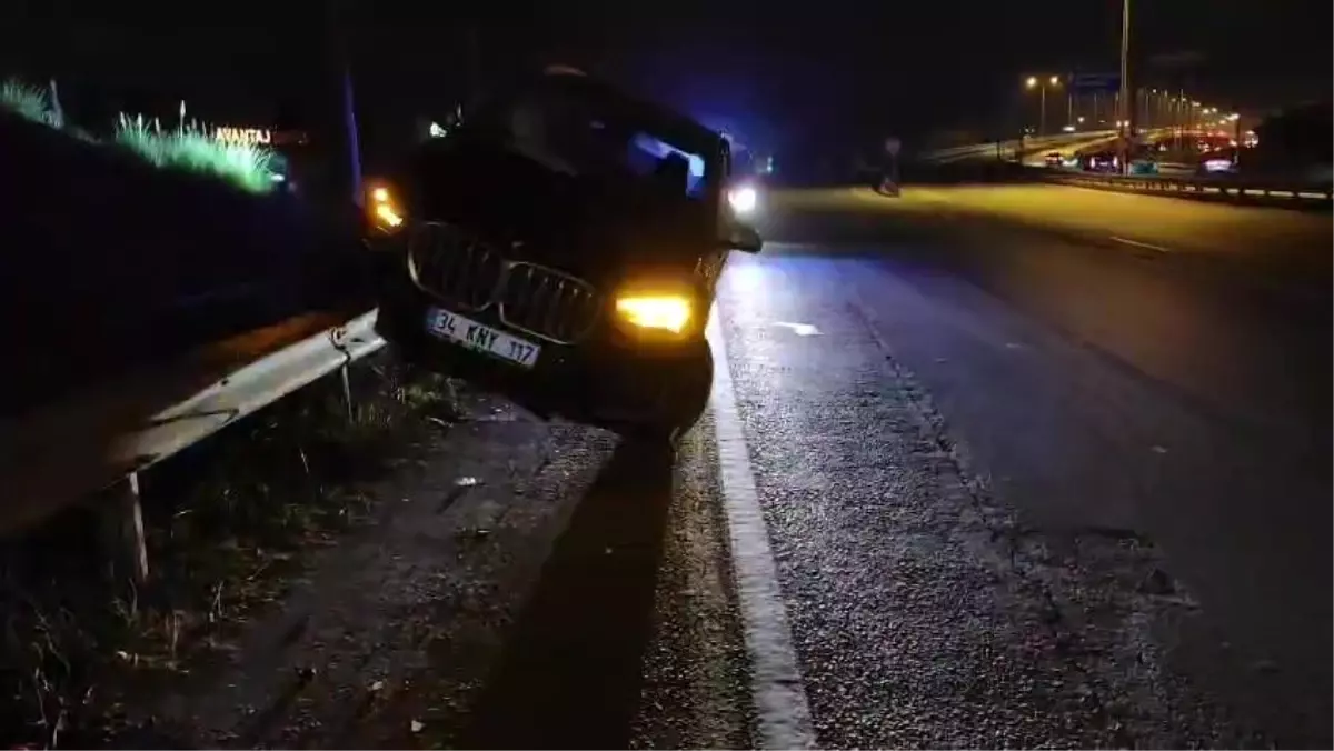 Manavgat’ta Lüks Cip Kontrolden Çıktı, Bariyerlerde Asılı Kaldı