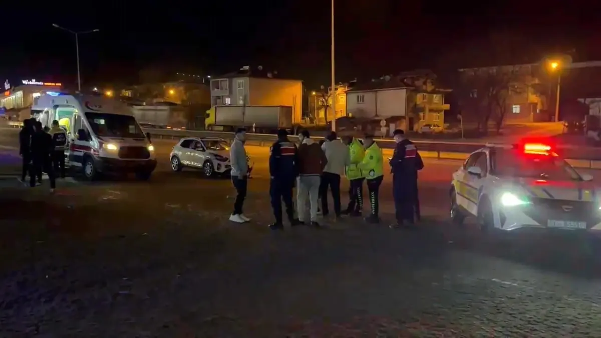 İnegöl'de Şok Kazada 1'i Çocuk 3 Yaralı