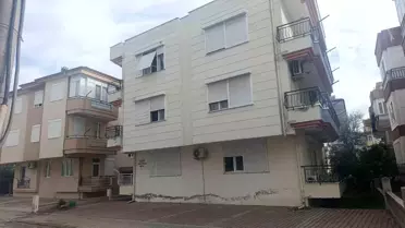 Manavgat'ta Apartman Dairesinde Mangal Yangını: İtfaiye Hızlı Müdahale Etti