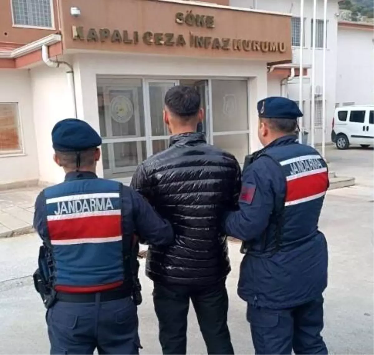 Aydın’da Hırsızlık Suçundan Yakalanan Şahıs Cezaevine Gönderildi