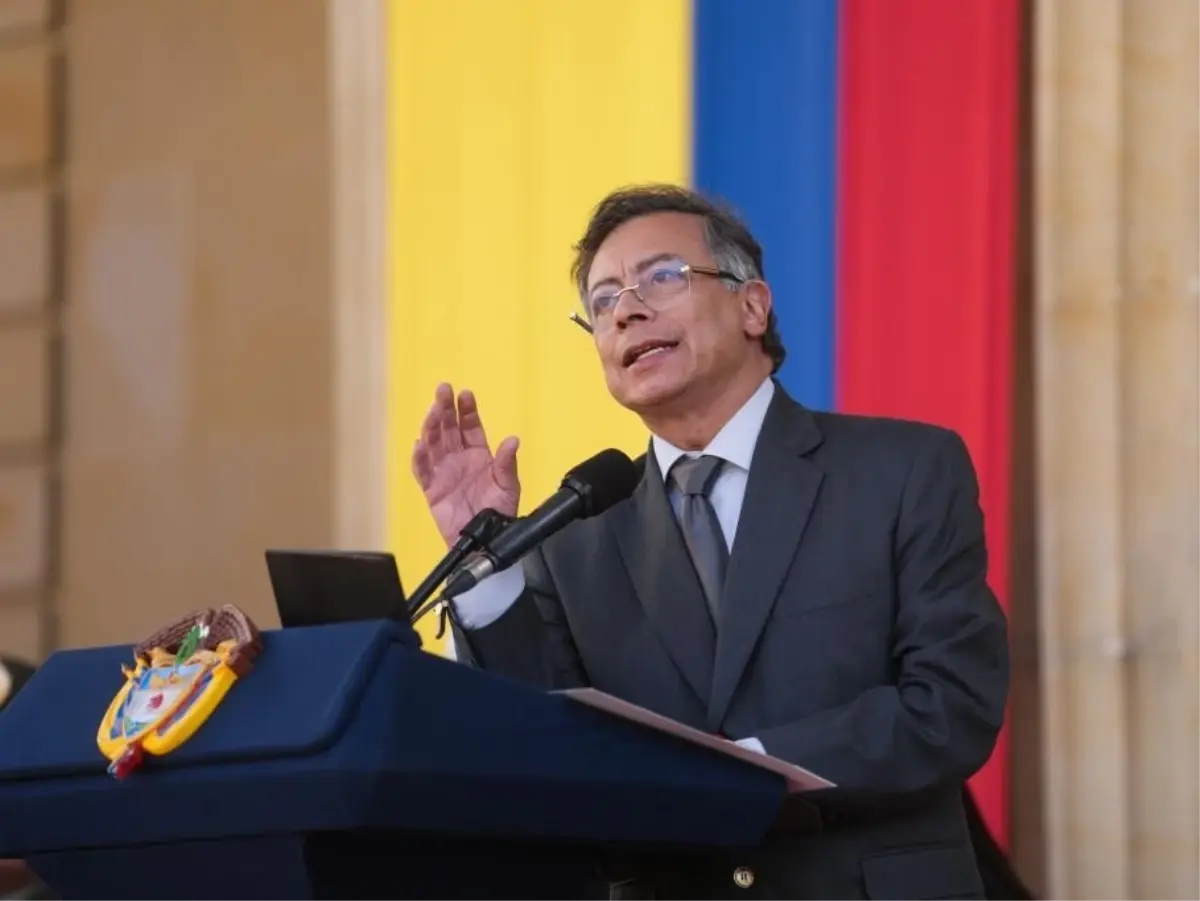 Gustavo Petro, Bogota’da Trump’a Yanıt Vermek İçin Büyük Miting Düzenliyor