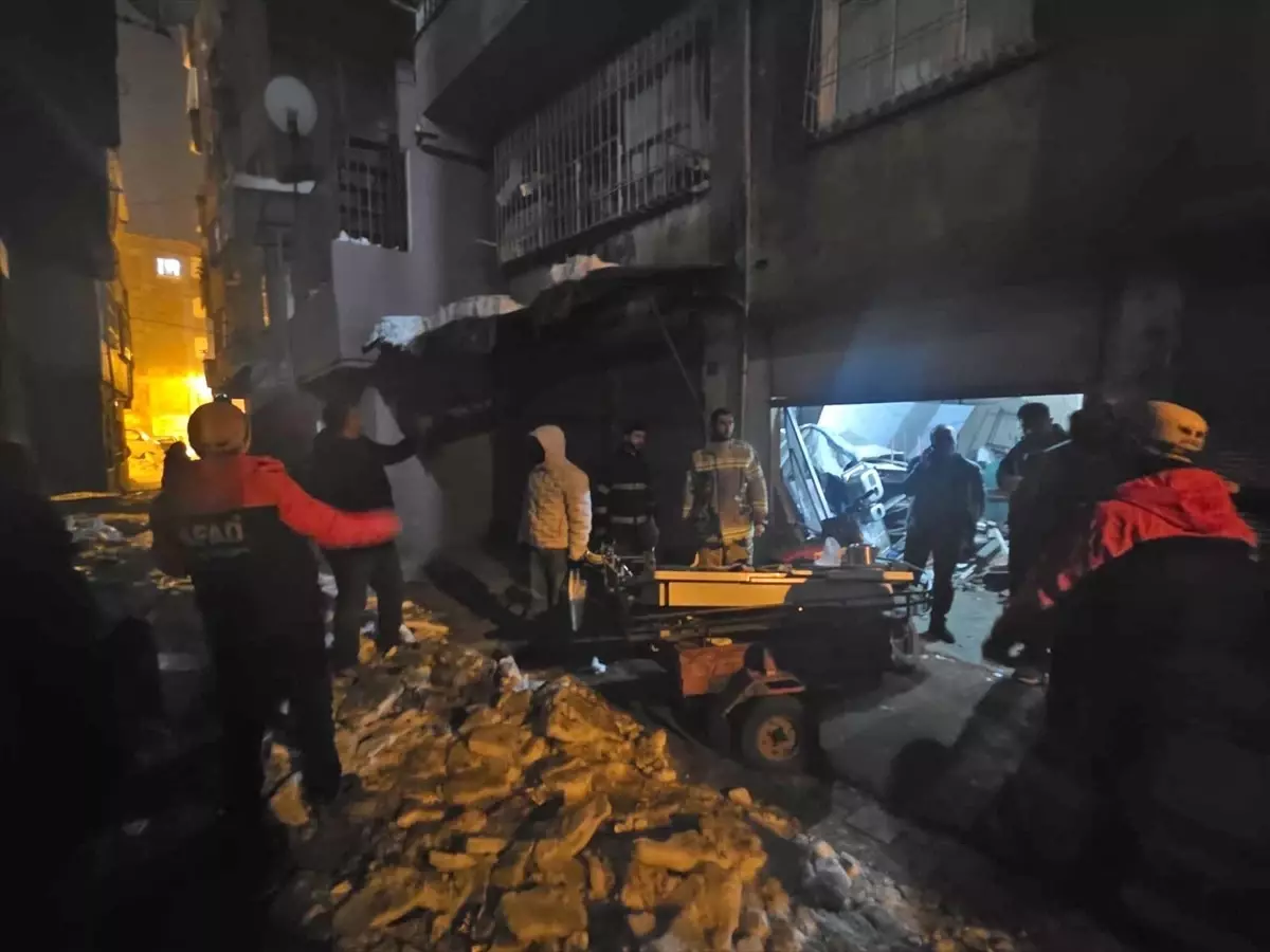 Diyarbakır Bağlar’da Kolon Çöktü: 83 Kişi Acil Tahliye Edildi