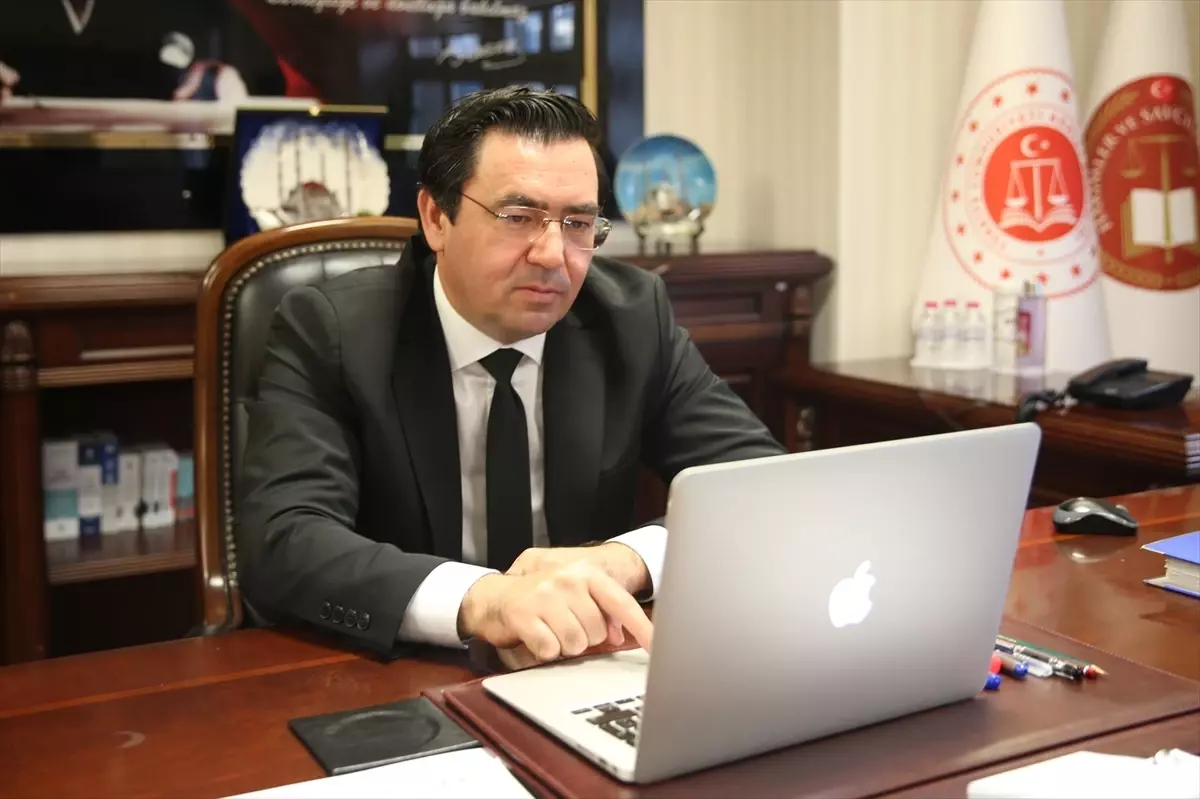 Edirne Başsavcısı Tuğan Sarıca, AA’nın 2025 Yılın Kareleri Jüri Üyesi Olarak Seçtiği Fotoğrafları Paylaştı