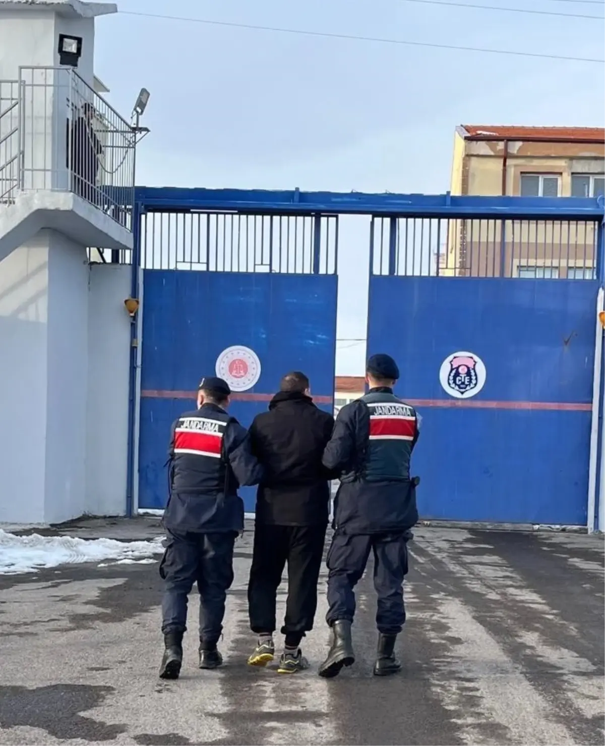 Nevşehir'de 25 Yıllık Hapis Cezalı G.A., Sahte Kimlik Kullanarak Yakalandı