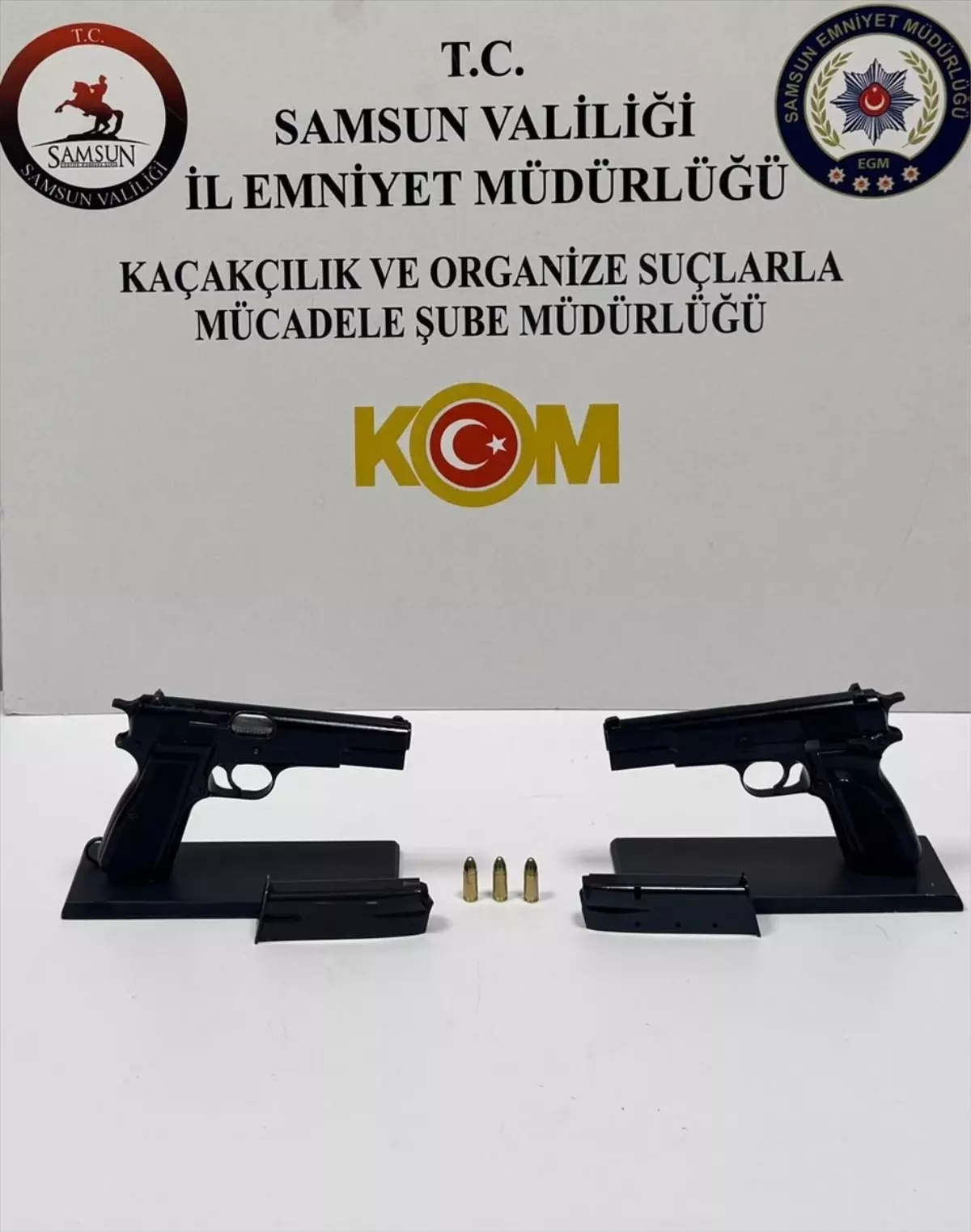 Samsun’da Araçtan Gizli Silah ve Mühimmat Çıkarıldı