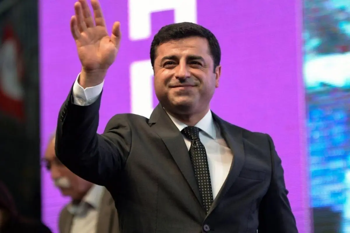Mersin Mahkemesi Selahattin Demirtaş’a 1 Yıl 5 Ay 15 Gün Hapis Cezası Verdi