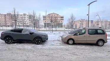 Buz tutmuş araçlar