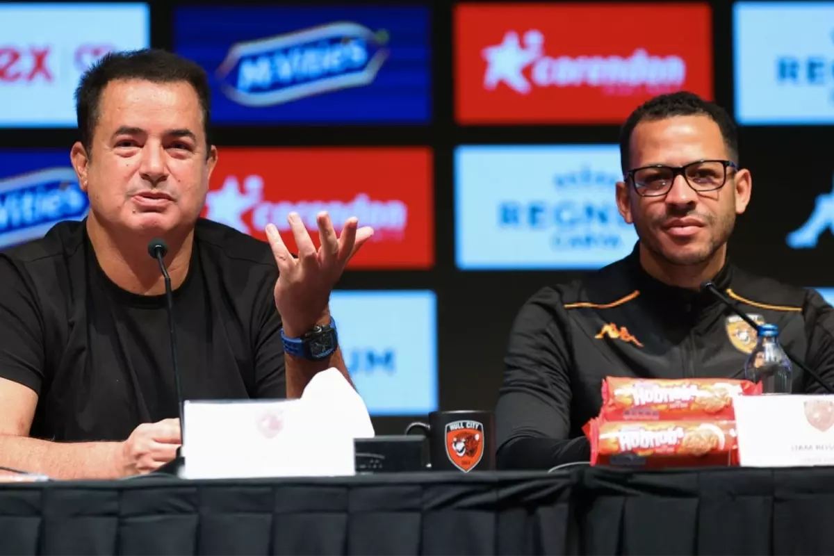 Liam Rosenior, Chelsea'nin Yeni Teknik Direktörü Oldu: Acun Ilıcalı’nın Hull City’deki Yükselişi