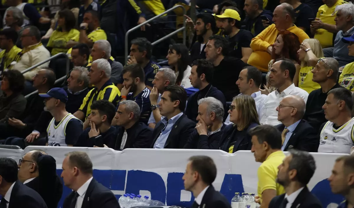 Fenerbahçe Beko, EuroLeague’de Olympiacos’u 88-80 Mağlup Ederek Dördüncü Zaferini Aldı